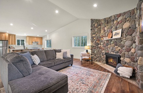 Deming Maison | Summer Fun On The Nooksack River
