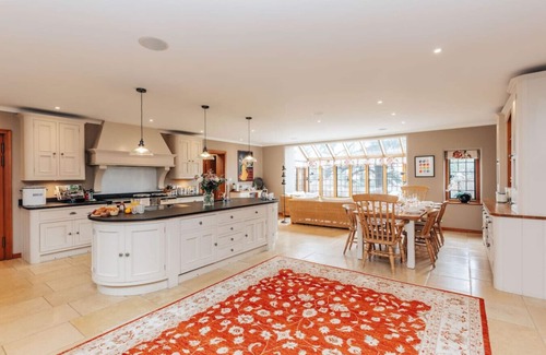 Henley Maison | Summer Gaze - Heated pool, hot tub, tennis court