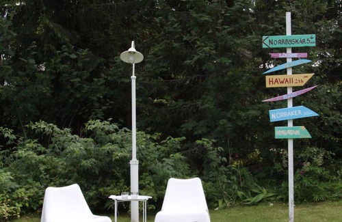 Hornefors Cottage | Summer house by the sea. Spacious terrace, close to nature panoramic sea views.