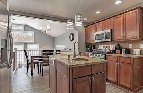 Walker Valley Maison | Summer Retreat 8BR on 6 Acres of Land