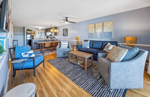 Rodanthe Maison | SUMMER SAVINGS - Semi-Oceanfront Condo w/ Resort Pool and Boardwalk to the Beach