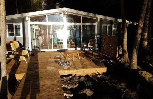 South Bruce Peninsula Maison | Summer Side Classic Lakefront Escape