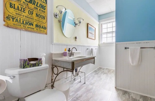 Bryant Maison | Summer Street Guest House