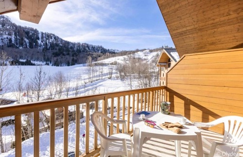 Les Bottieres Maison | Summer/Winter Savoie Paradise w/ Family-Friendly Vibe | 3 Units | Indoor Pool