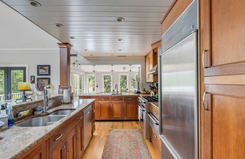 Sullivan's Island Maison | Summertime Sullivans Island Retreat!