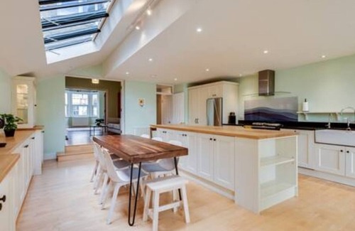 Summertown Maison | Summertown 4-BR Family Home - Bright & Spacious