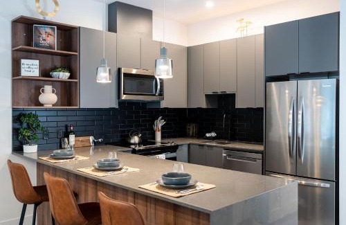 Revelstoke Maison | Summit Place - Condo With Mountain Views