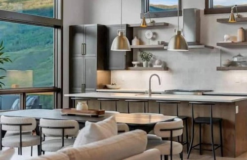Silverthorne Maison | Summit Sky Sanctuary