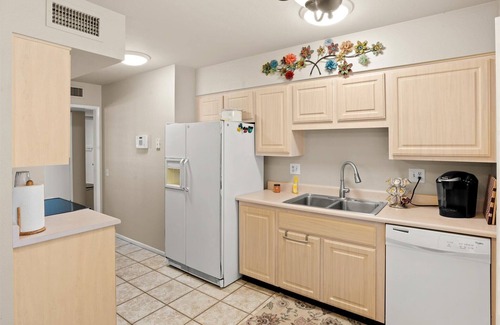 Sun City Maison | Charming 2BR/2BA in Sun City: 55+ Community