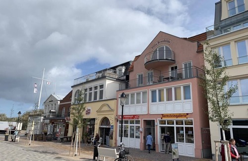 Warnemuende Appartement | Sun deck on the beach