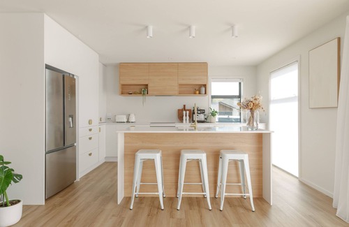 Richmond Maison | Sun-Drenched Home in Richmond