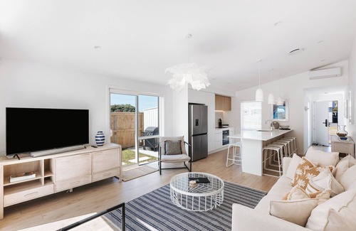 Papamoa Beach Maison | Sun & Salt ~ Papamoa - Beyonder Holiday Homes