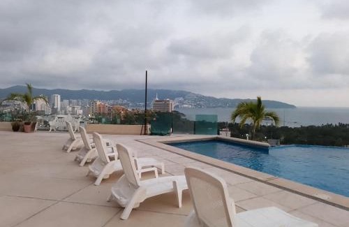 Hornos Insurgentes Maison | Sun Set Acapulco