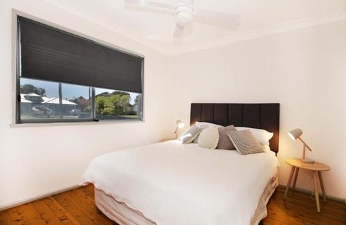 Culburra Beach Maison | Sun Shack at Culburra I Pet Friendly I 3 Min Walk to Beach
