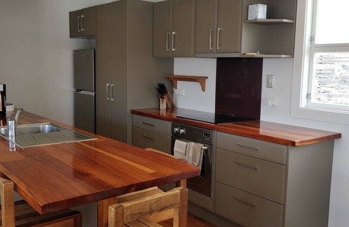 Paraparaumu Maison | Sun trap by the beach!