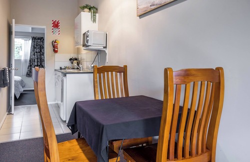 Wellsford Appartement | Sun Valley Motel - Unit 3 (1 bedroom)