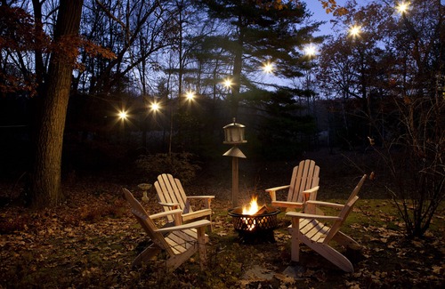 Hollowville Maison | Sunbeam Lodge: Pool+Hot Tub, 50 Acres, ‘70s Oasis