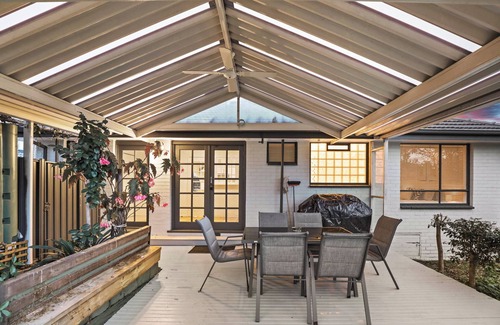 Sunbury Maison | Sunbury large family home close to airport macedon ranges newly renovated