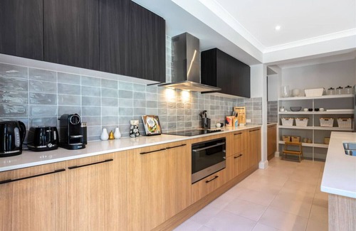Manyana Maison | Sunce Manyana – Luxury Holiday Home with Heated Pool & Spa, NSW South Coast