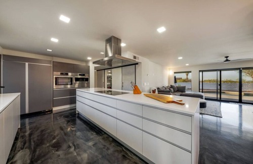Tucson Maison | Suncrest Compound (Mike Morgan)