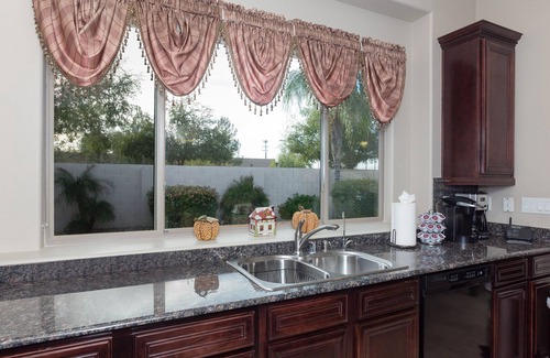 Litchfield Park Villa | SUNDANCE VILLA - Piscine chauffée, jacuzzi, billard - à 1,6 km de Wigwam