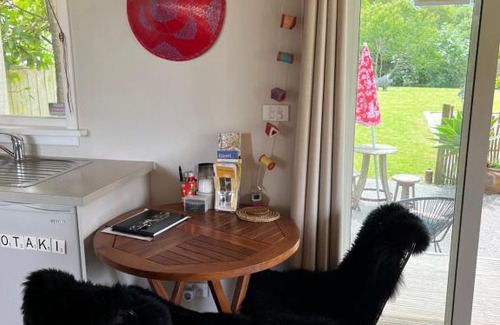 Otaki Lit Et Petit-Déjeuner | Sundari Retreat