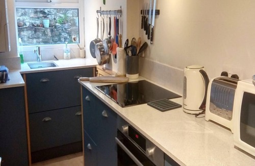 Brixham Appartement | Sundeck - sleeps 6 guests in 3 bedrooms