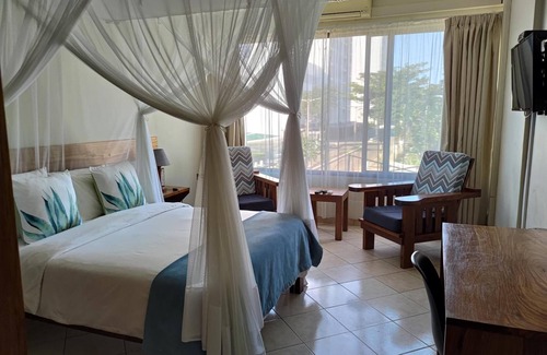Sommerschield Maison | Sundown Guest House Maputo