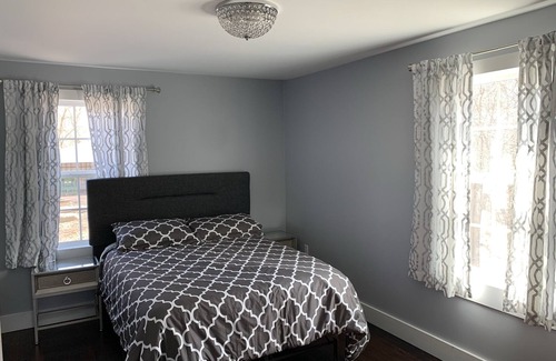 Grosse Ile Maison | Sundown Waterfront Carriage House