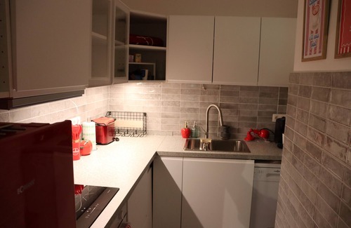 Ukkel Appartement | Sunflora apartment in the heart of Brussels in a luxury building