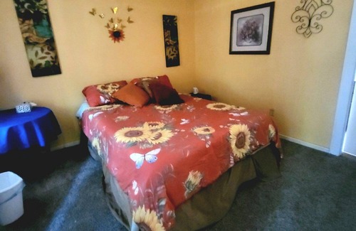 Canton Hôtel | Sunflower Room with quiet deck
