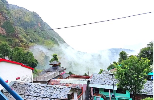 Chakrata Maison | Sunlight HomeStay Peacefull nature between the hiils and mountains