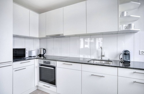 Altstetten Appartement | Sunlit Altstetten 3 Room w/ Storage & W/D, nr Local Market, by Blueground