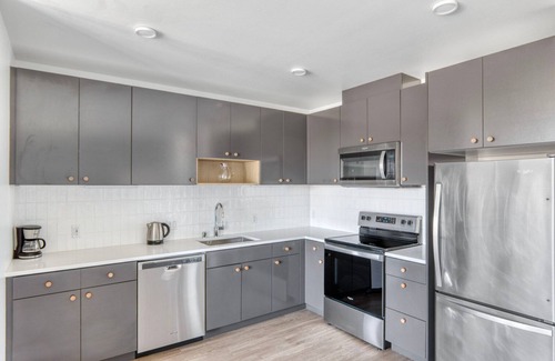 Judkins Park Appartement | Sunlit Central District 1BR w/ Gym & BBQ, nr downtown, by Blueground
