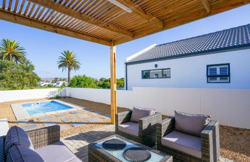 Shelley Point Maison | Sunlit Oasis Ocean & Golf Retreat by Host Agents