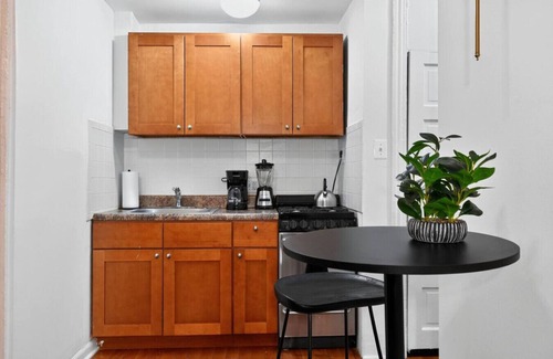 Center City West Appartement | Sunny 1/1 | Center City | Sofa Bed | Sleeps 6