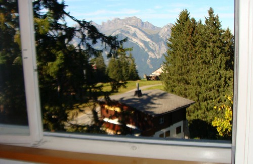 Vilters-Wangs Appartement | Ensoleillé 3 BR FeWhng à 1500 mètres au dessus du niveau de la mer directement à la station de ski.