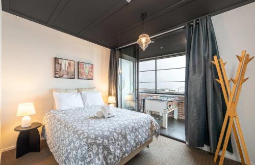 Petone Appartement | Sunny 3BR Petone Apt - Close to Shops Transit
