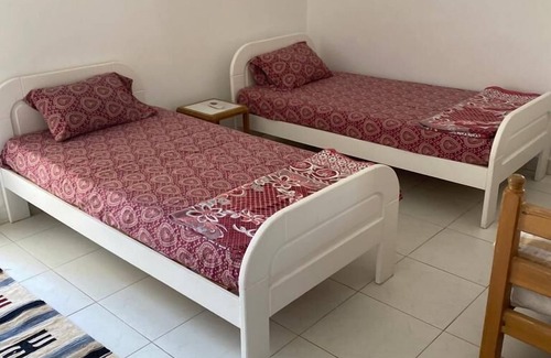 Ar-Raml 2 Maison | Sunny 4-Bedroom Townhouse Families Only
