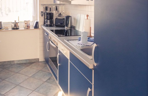 Franken Siedlung Appartement | Ensoleillé 4 étoiles maison de vacances à Stralsund, la passerelle à l'île de Rügen