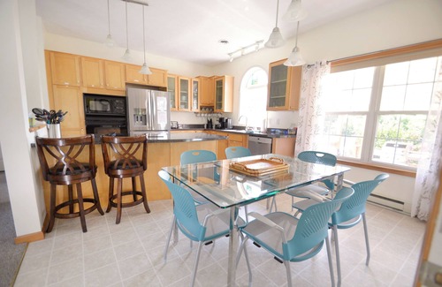 James Creek Maison | SUNNY ACRES AT RAYSTOWN LAKE - PET FRIENDLY - BOOK BEFORE MAY 1st RATE INCREASE!