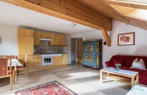 Scharnitz Appartement | Sunny and cozy holiday apartment, Landhaus Riedl