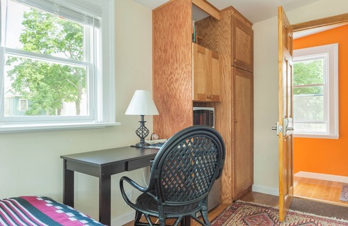 North Cambridge Maison | Ensoleillé et impeccablement propre 3 chambres / 2 salles de bain - 5 min à pied d'Alewife T (ligne rouge)
