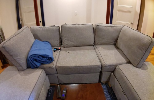 Roxbury Appartement | sunny and oversized in quiet area