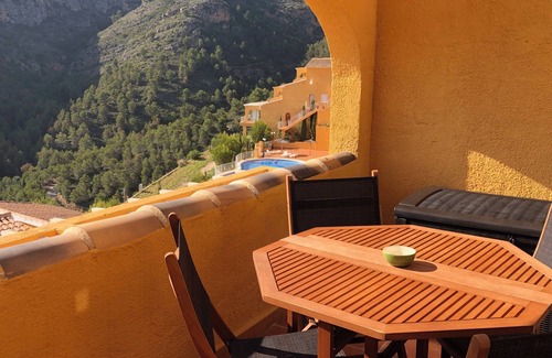 Cumbre del Sol Appartement | Appartement calme et ensoleillé avec une vue imprenable sur la montagne
