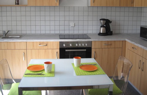 Regensburg Appartement | Sunny apartment (99 sqm) with balcony for up to 5 people