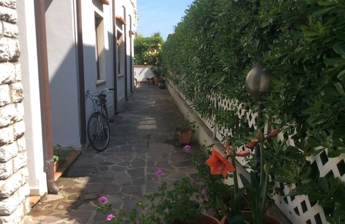 Pisa Appartement | Appartement ensoleillé dans un quartier résidentiel, non loin du centre historique