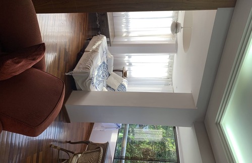 Mont'Serrat Appartement | Appartement ensoleillé, bien situé et grand