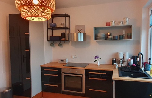 Geestendorf Appartement | Sunny apartment with balcony, very central near the main train station