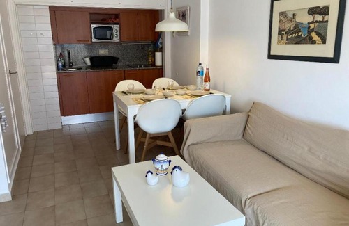 Tossa de Mar Appartement | Sunny apartment with pool